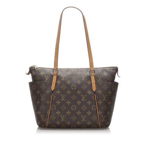 Louis Vuitton sample sale